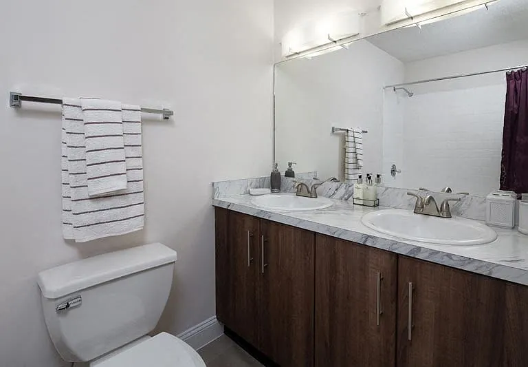 Soundview Apartments — Photo 18