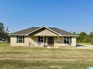 641 Country Breeze Cir, Wedowee, AL 36278