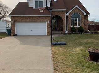 6952 Christi Ln, Niagara Falls, NY