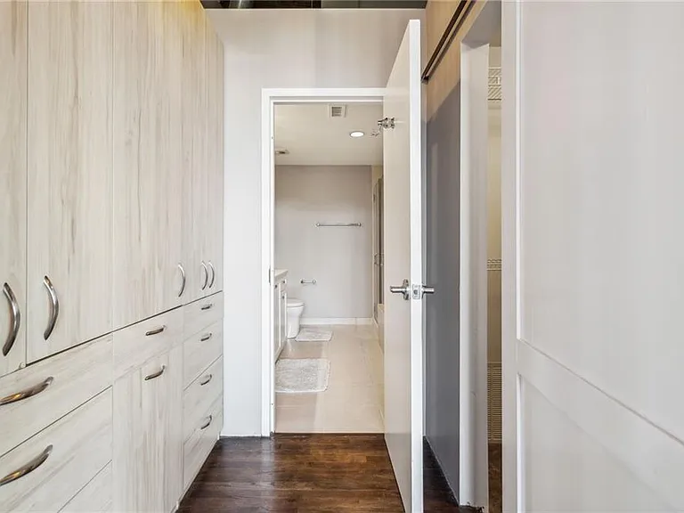 3235 Roswell Rd NE #821 — Photo 21