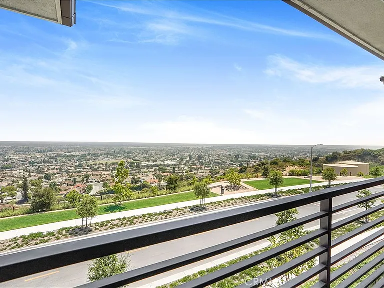745 Aldea Dr — Photo 30
