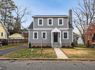 124 W George Mason Rd, Falls Church, VA 22046