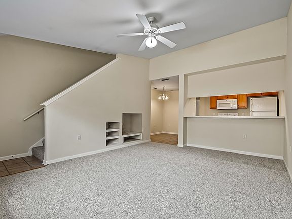 2nd image of 2738 W Tharpe St APT 2104