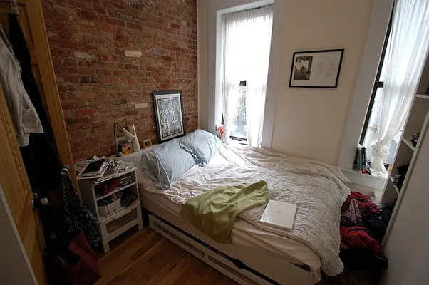 Rented by Bold New York | media 25