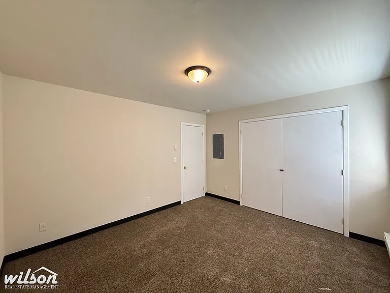 604 S 2nd St — Photo 7