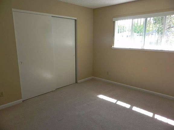 4th image of 501 Hope Ter APT 4