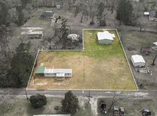 301 Sherwood Forest Cir, Diboll, TX 75941