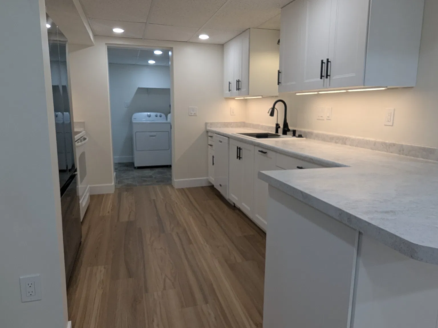 3 bed, $1,950 — Photo 3
