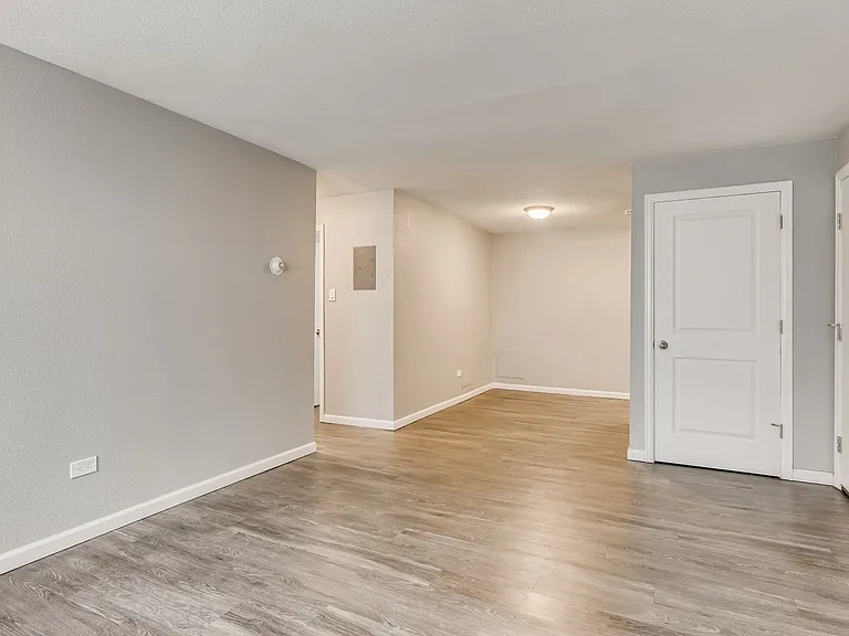 1555 Grove St #205 — Photo 2