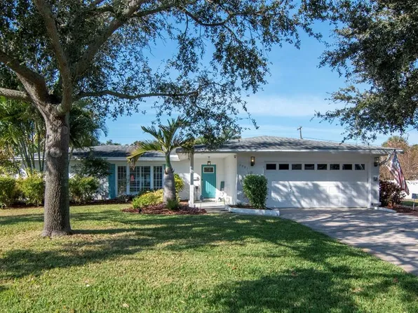 3991 38th Way S, Saint Petersburg, FL 33711