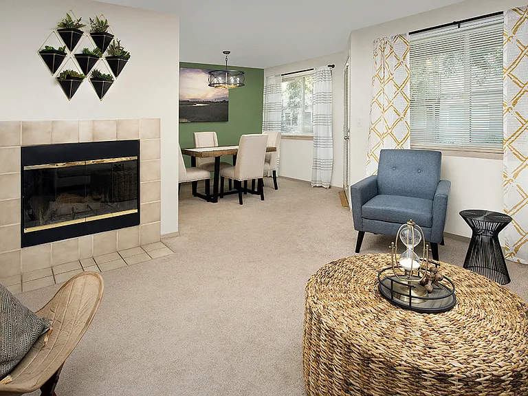 Rivergreens Apartments — Photo 17