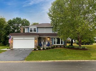 980 Williamsburg Park, Barrington, IL 60010