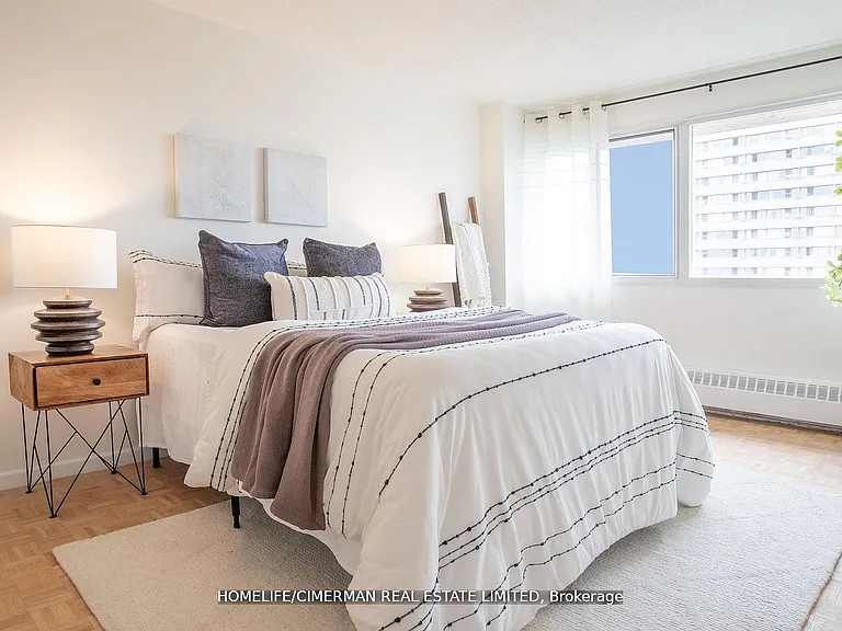 715 Don Mills Rd #1702 — Photo 22