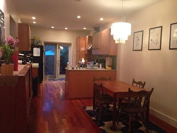 dining area/kitchen