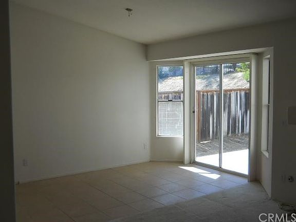 5th image of 39535 Diego Dr