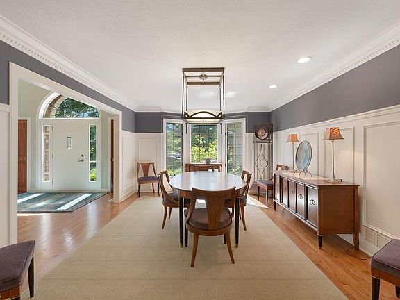 5th image of 6816 Silkwood Ln