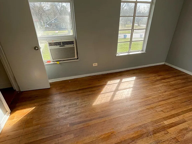1219 W Morton St — Photo 6