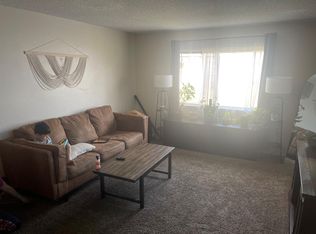 1020 E Margarita Rd, Rialto, CA 92376