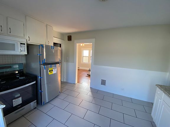 5th image of 78 Mariemont Ave