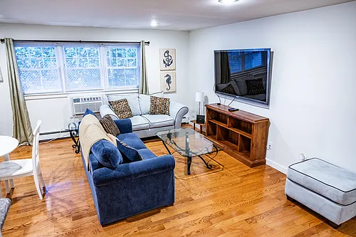 302 5th Ave #5 Photo 1