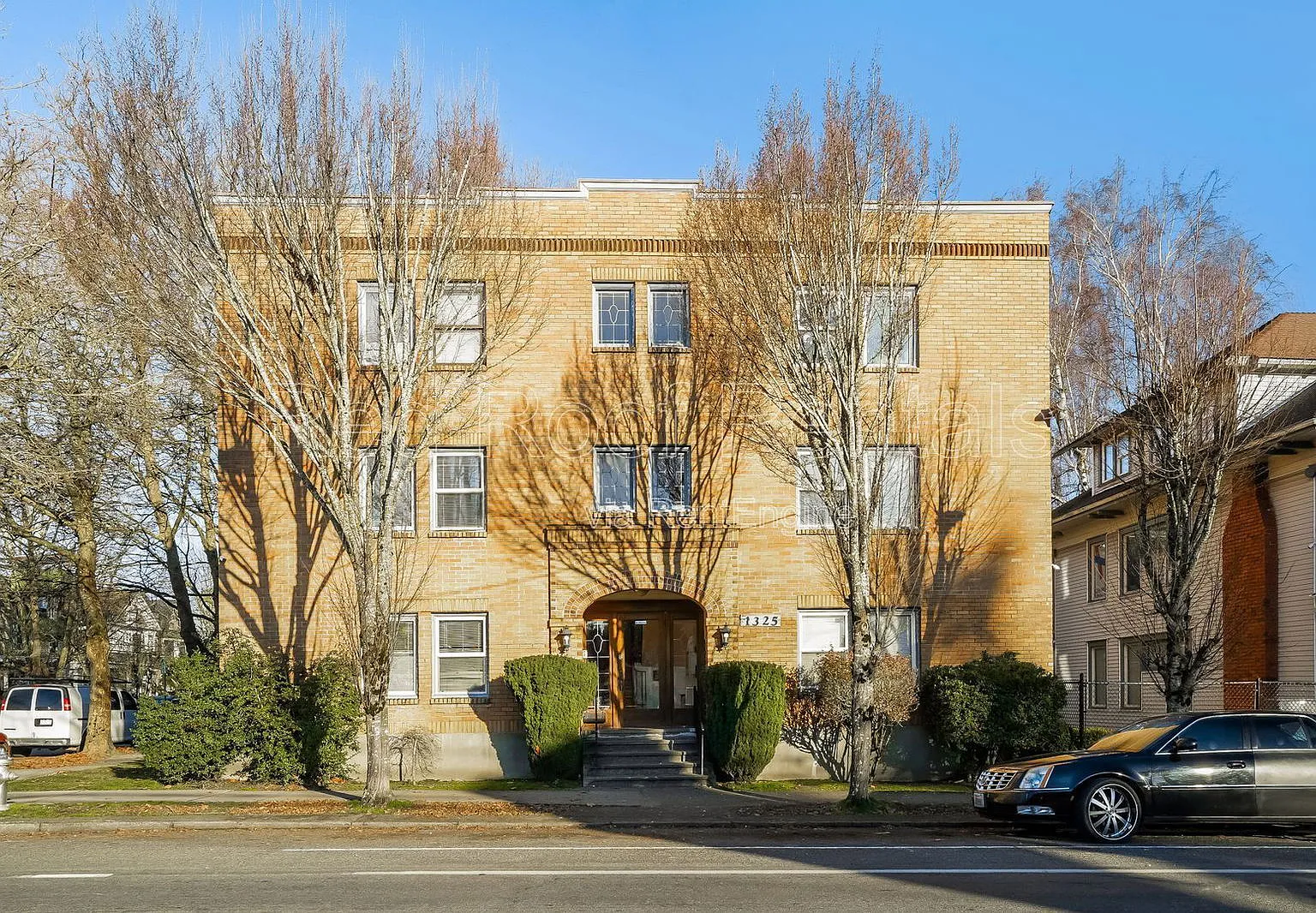 1 bed, 1.0 bath, 800 sqft, $1,395 — Photo 1