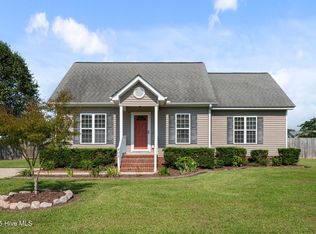 402 Northgate Dr, Washington, NC 27889