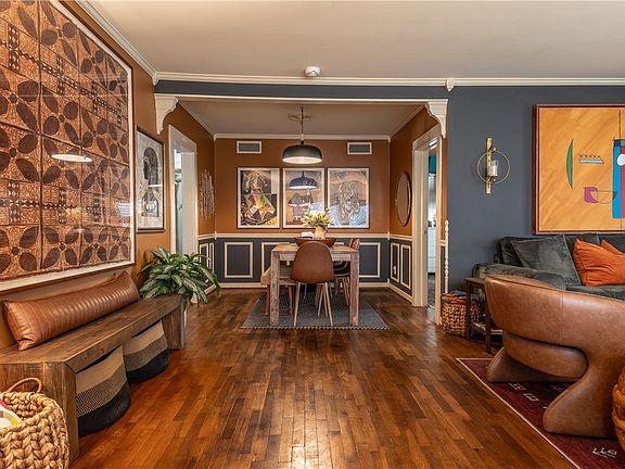4th image of 342 Rosebud Ave
