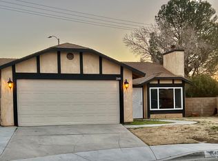 2140 Balmont St, Lancaster, CA 93536