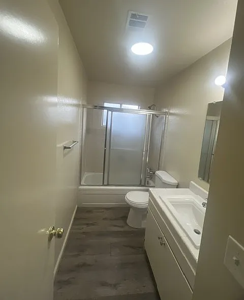 2 bed, $1,450 — Photo 4
