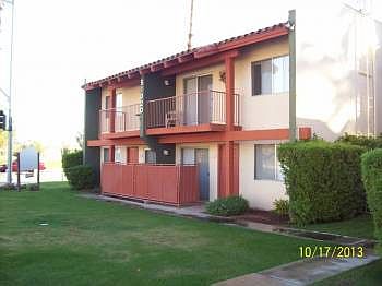 4th image of 51020 Eisenhower Dr APT 15
