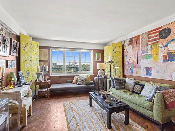3rd image of 180 Cabrini Blvd APT 91