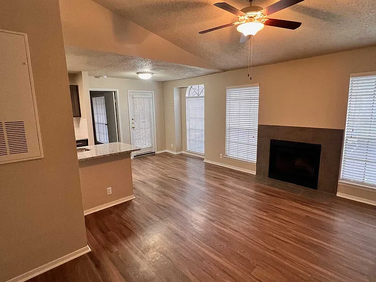 Chappell Hill Apartments — Photo 85