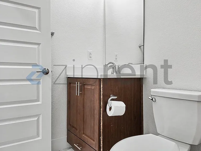 10568 Trill Way — Photo 32