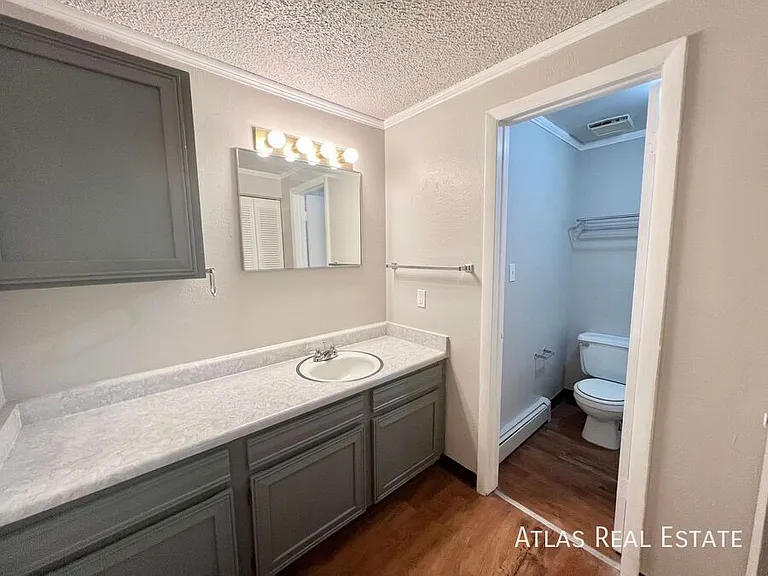 459 El Paso Blvd #I — Photo 7