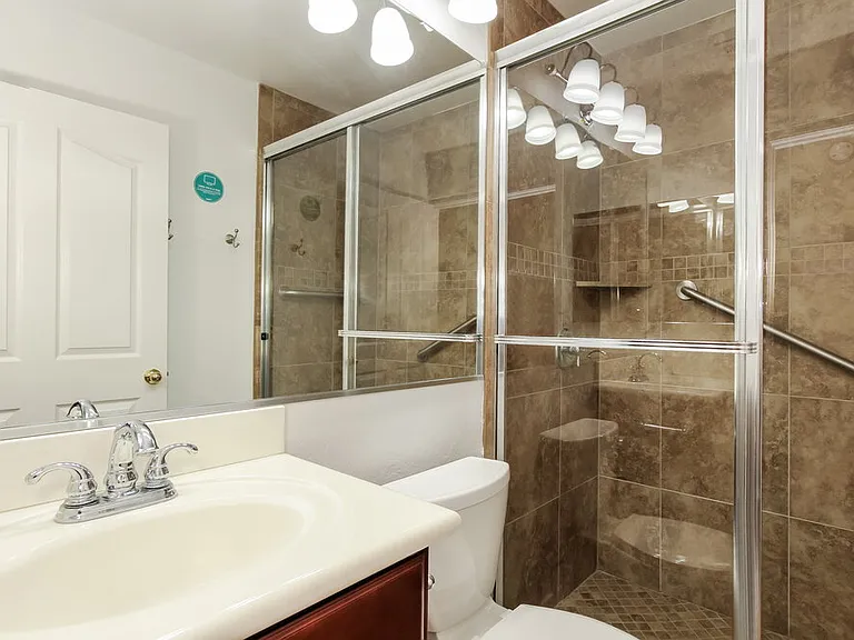305 N Abalone Dr — Photo 9