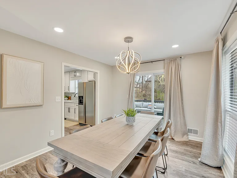 1898 Winding Creek Ln SW — Photo 4