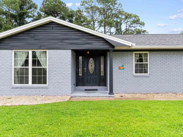 5 Pueblo Dr, Pensacola, FL 32507