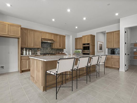 4th image of 5105 Bergamo Dr