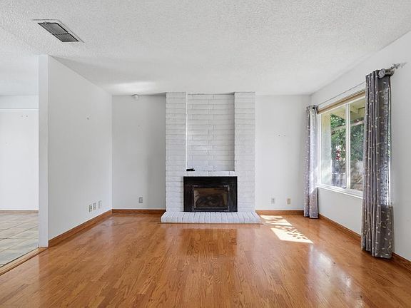 4th image of 7940 Summerplace Dr