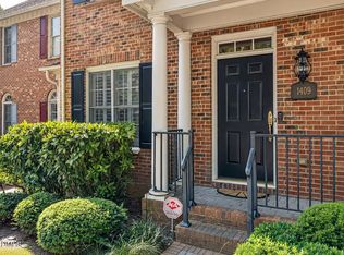 1406 Governors Ct, Raleigh, NC 27604