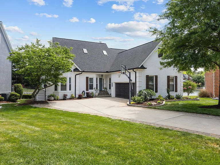 7322 Swansea Ln — Photo 36