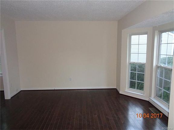 3rd image of 958 Wheelwood Way