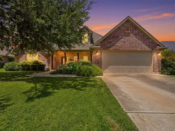 107 Clyde Dr, Aledo, TX 76008
