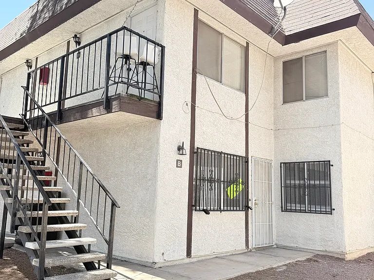 4332 Tara Ave #B — Photo 1