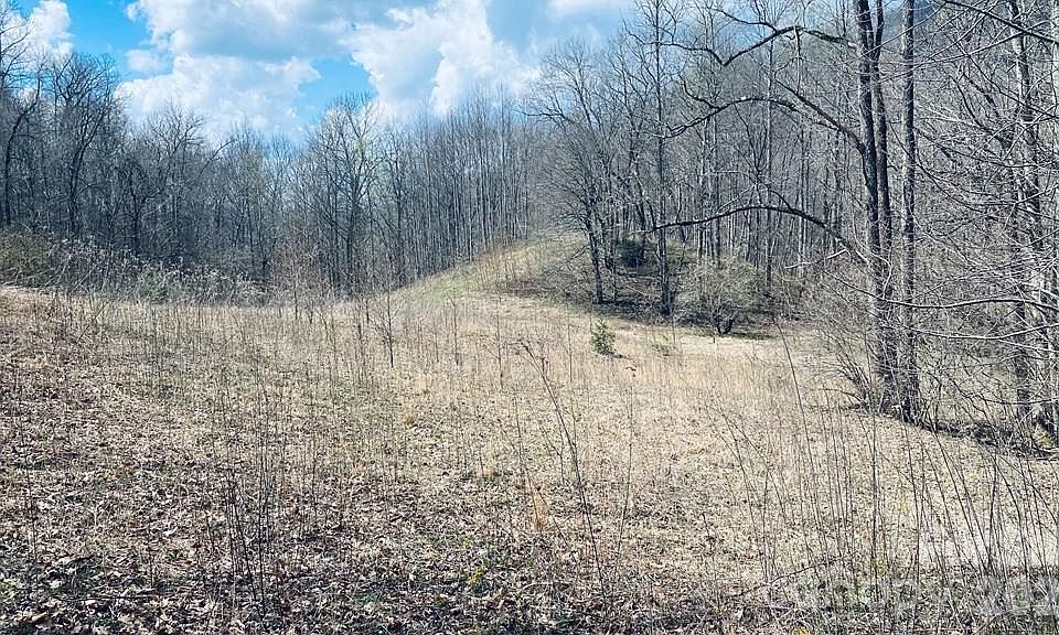 1st image of 5 Brasstown Rd