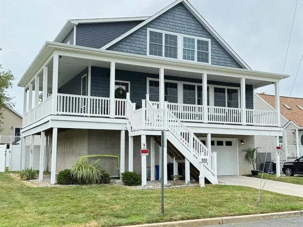 930 Center St, Union Beach, NJ 07735