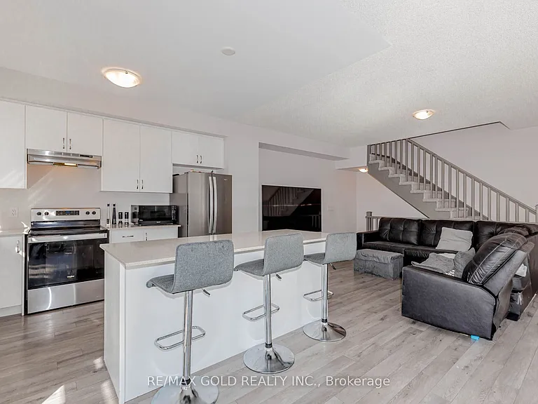 585 Colborne St #1007 — Photo 21