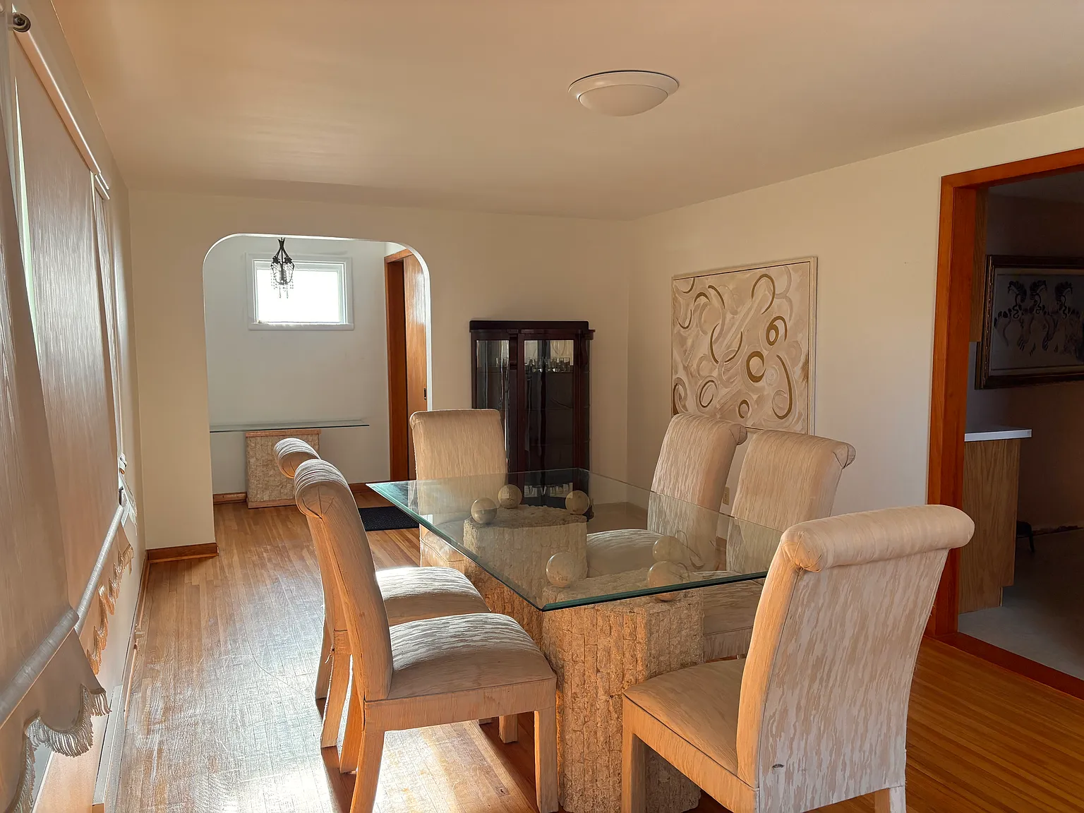 2 bed, 1400 sqft, $1,950 — Photo 3