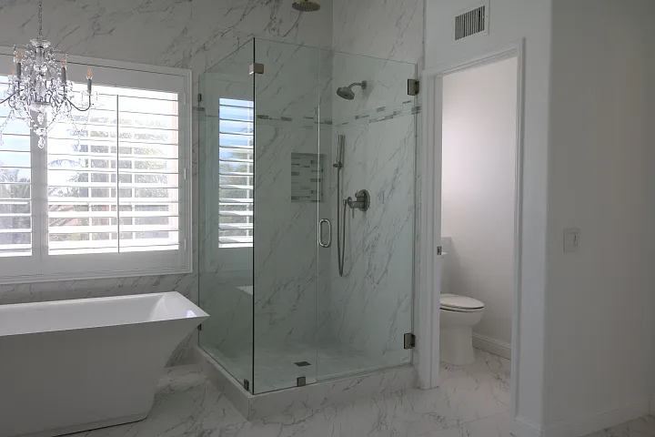 14049 Claremont Ln — Photo 18