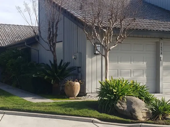 1654 Tollhouse Ln, Clovis, CA 93611